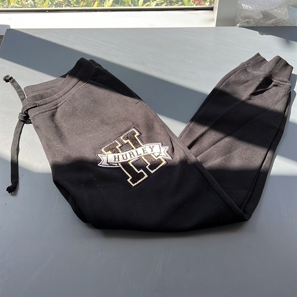 Hurley Letterman Zip-Up Hoodie Sweatshirt and Sweatpants - Picture 2 of 3